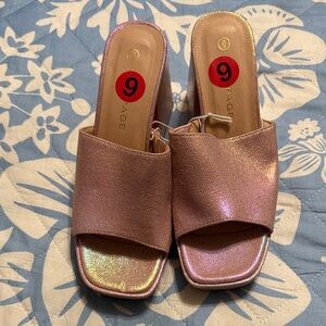 Rampage Women's Iridescent Pink Mules